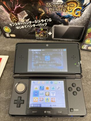 Консоль Nintendo 3DS Monster Hunter Edition